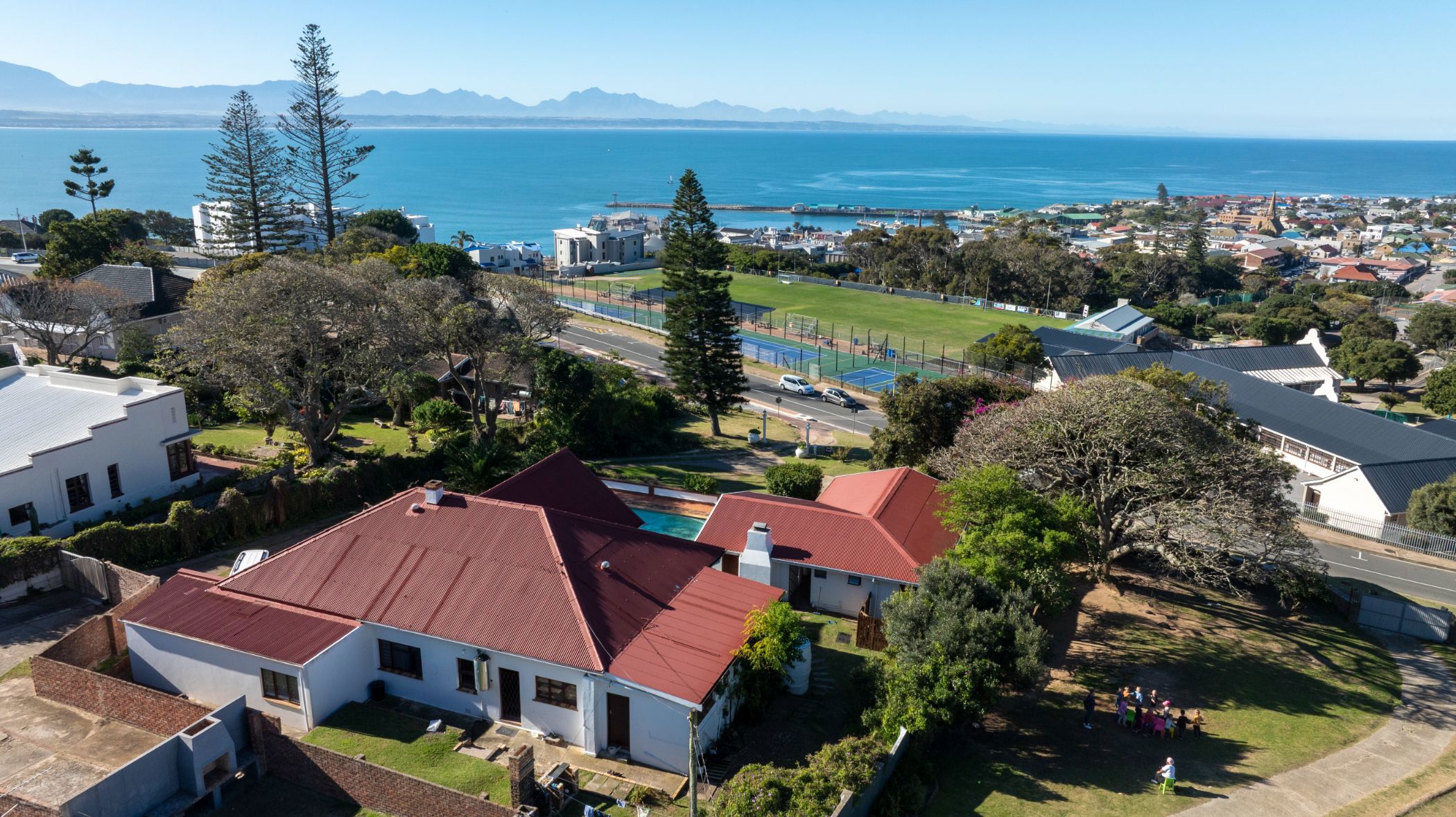 House for sale in Mossel Bay Central - 1MB1707780