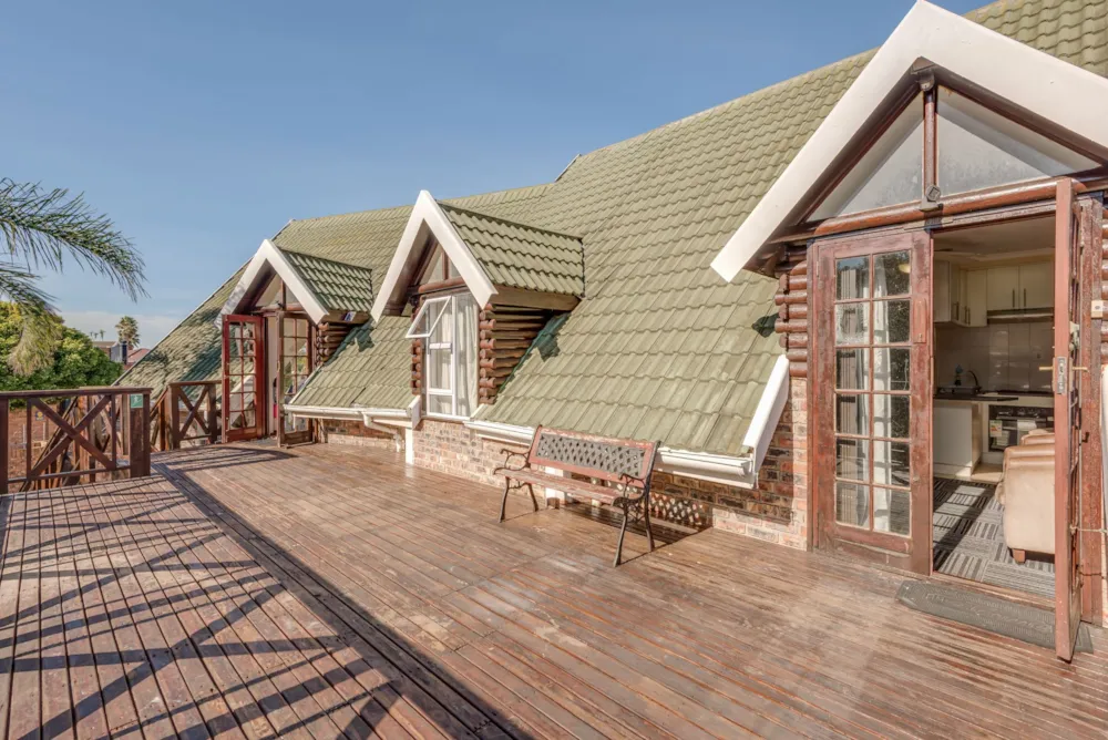 Double-storey house sold in Summerstrand - 1PLZ1698277