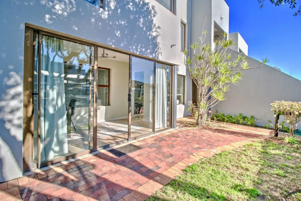 Apartment sold in Panorama, Parow - 1PLA1708555 Apartment sold in Panorama, Parow - 1PLA1708555