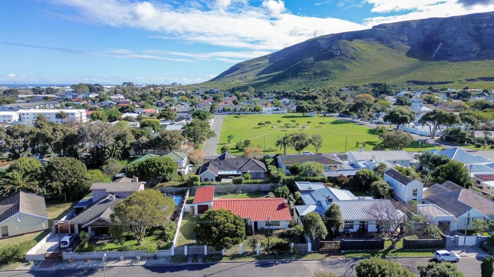 House sold in Northcliff, Hermanus - HF1707523 House sold in Northcliff, Hermanus - HF1707523