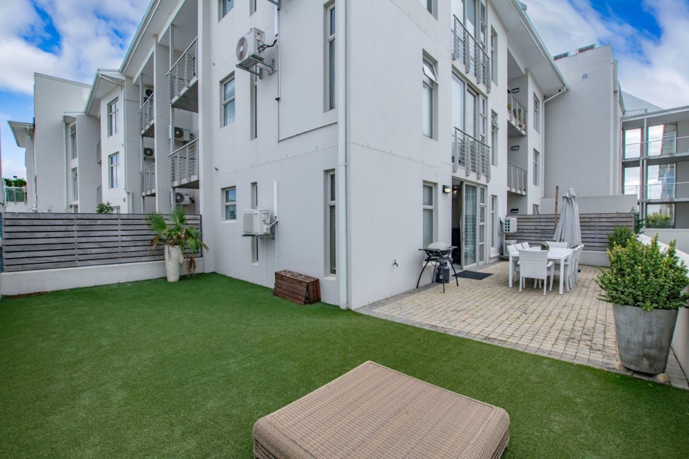 Apartment for sale in Stellenbosch Central - ST1711794