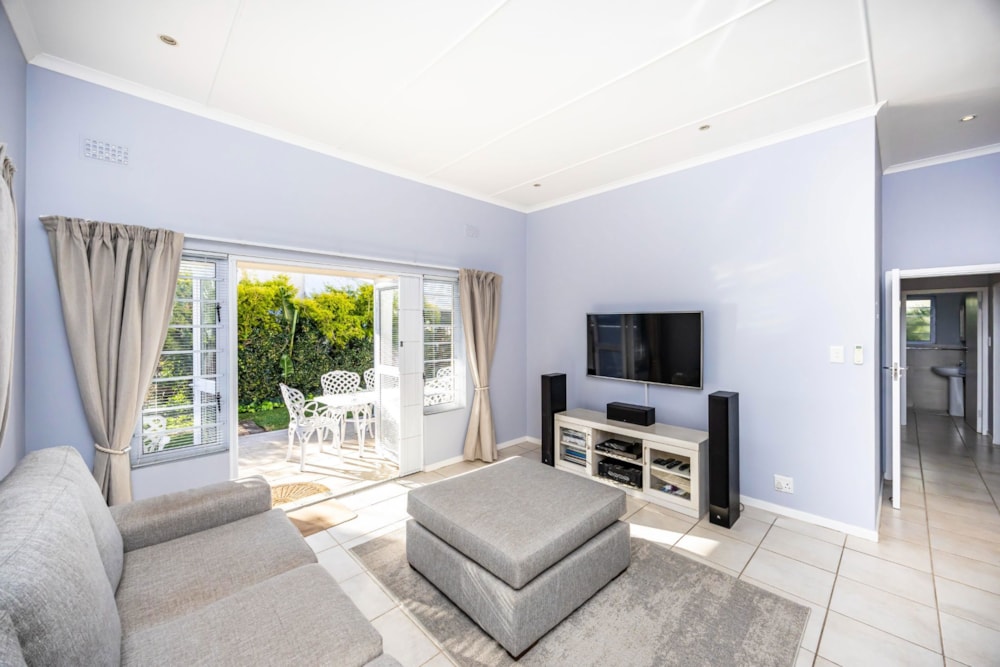 Townhouse for sale in Beacon Bay - 1EZ1708775 Townhouse for sale in Beacon Bay - 1EZ1708775