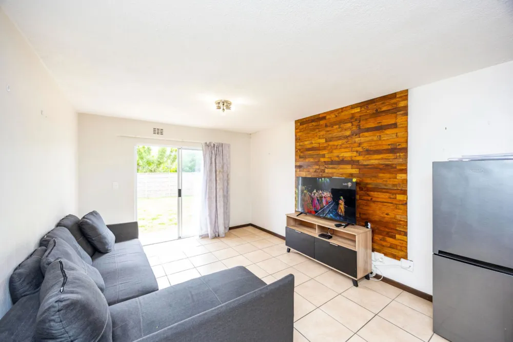 Apartment for sale in Beacon Bay - 1EZ1708469 Apartment for sale in Beacon Bay - 1EZ1708469