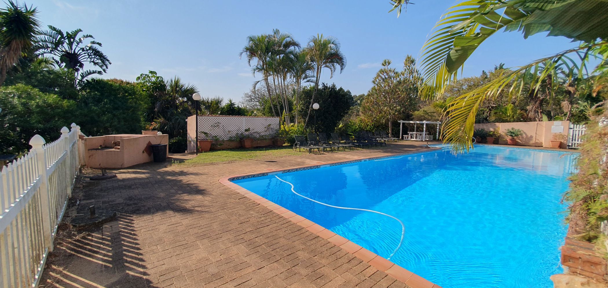 Apartment for sale in Glenmore Beach - 1PD1706664