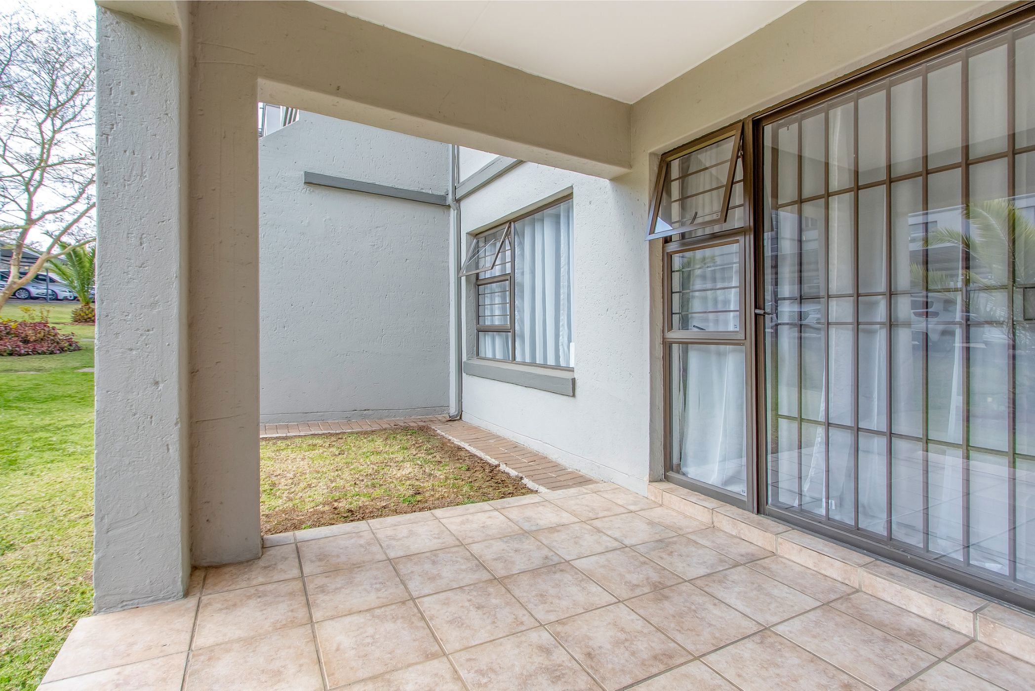 Apartment for sale in Sunninghill - FW1707095