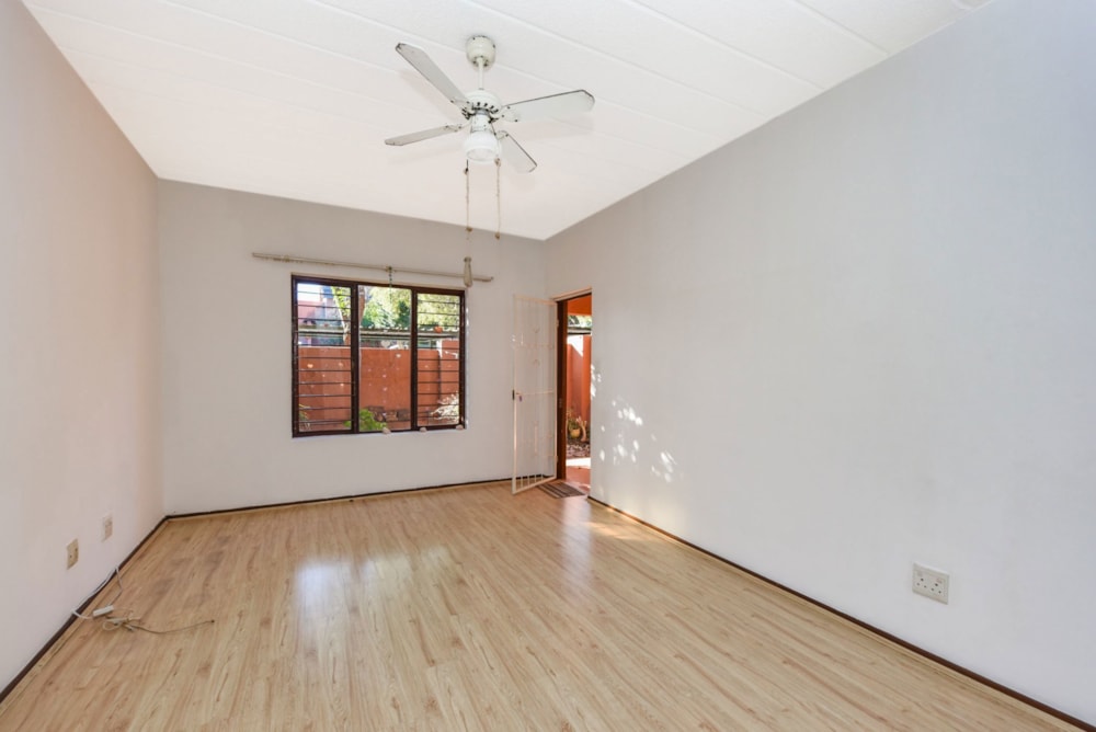 Apartment for sale in Sunninghill - FW1706258