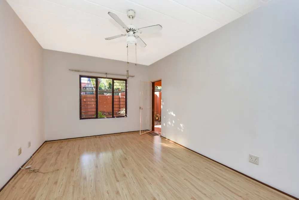 Apartment sold in Sunninghill - FW1706258 Apartment sold in Sunninghill - FW1706258