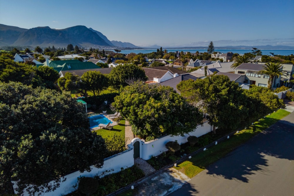House for sale in Eastcliff, Hermanus - HF1708807 House for sale in Eastcliff, Hermanus - HF1708807
