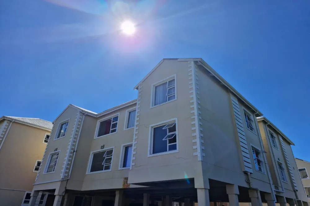 Apartment sold in Kingswood - 1GC1708845