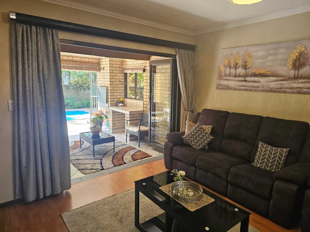 Townhouse to rent in Meer en See - 1RY1708408 Townhouse to rent in Meer en See - 1RY1708408