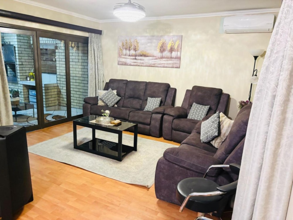 Townhouse to rent in Meer en See - 1RY1708408 Townhouse to rent in Meer en See - 1RY1708408