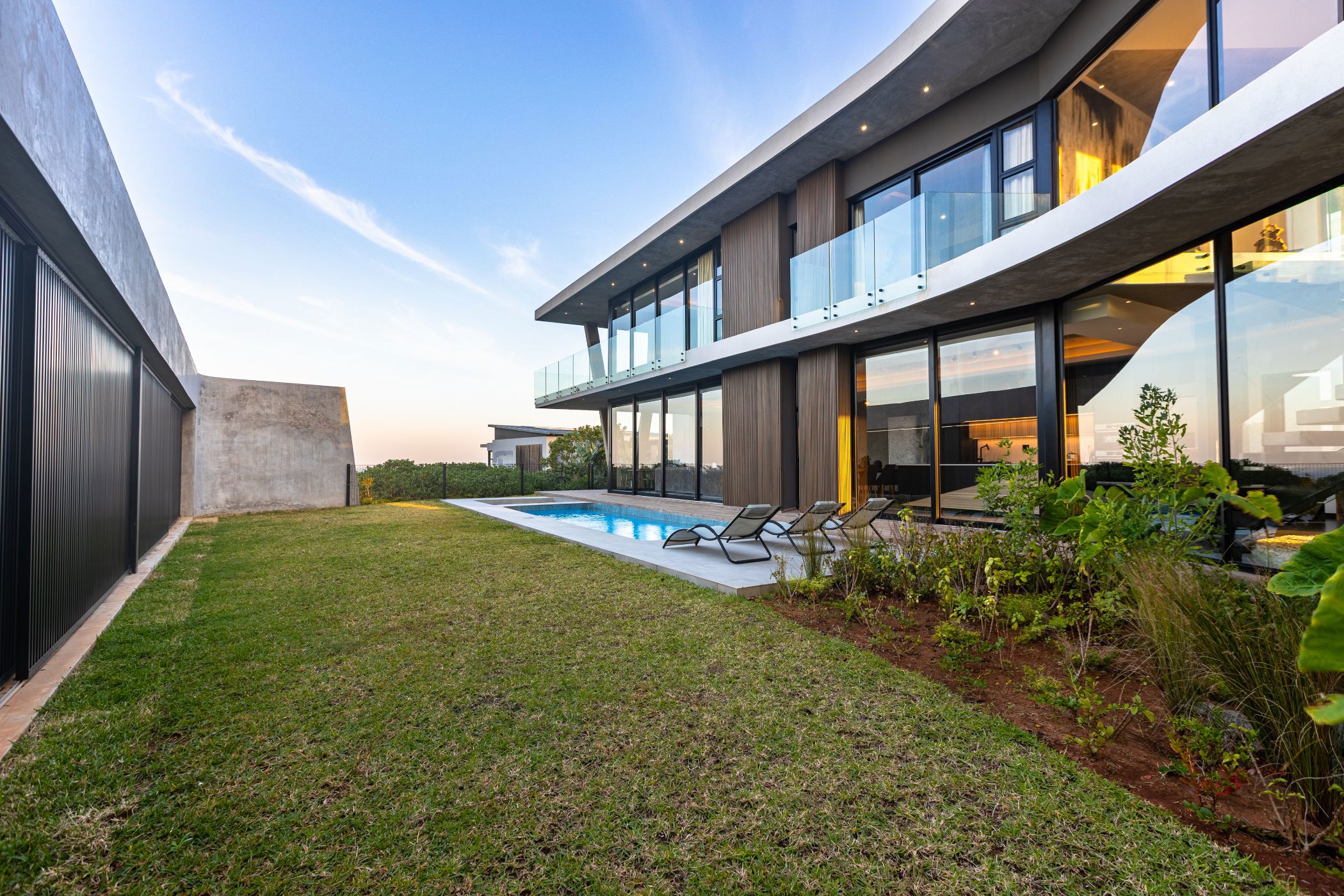 Multi-storey house for sale in Zululami Estate - 1BD1707709