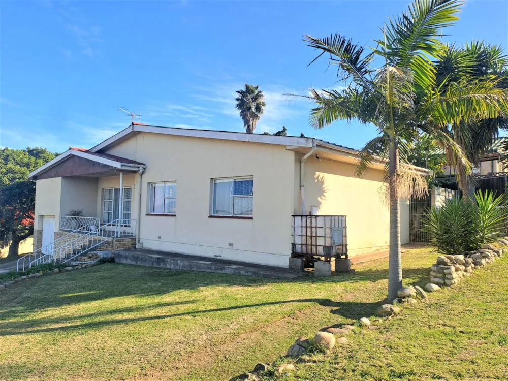 House sold in Van Riebeeck Hoogte - 1UK1706342
