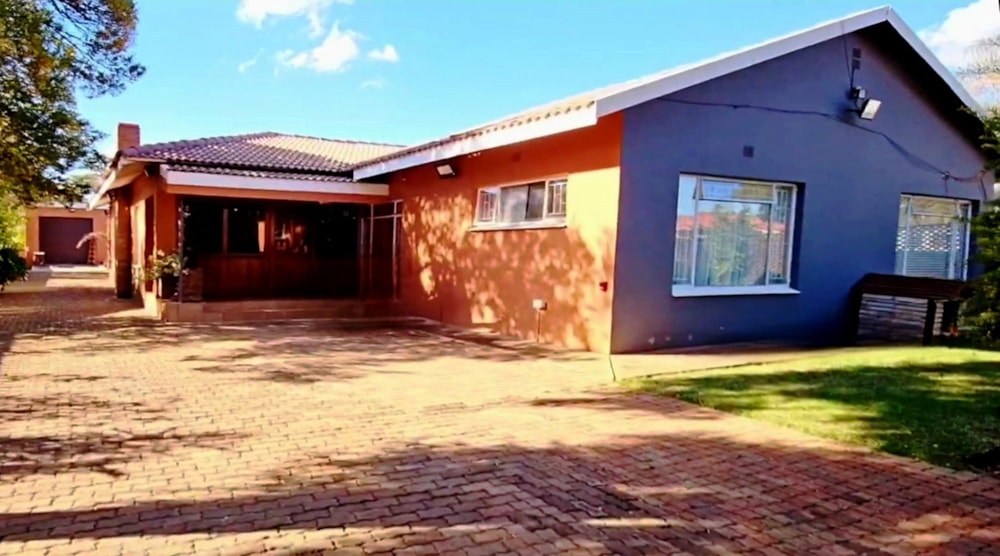 House sold in Lydenburg (Mashishing) - 1LY1700727 House sold in Lydenburg (Mashishing) - 1LY1700727