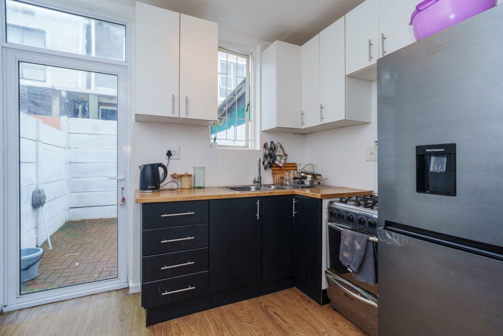 Double-storey house for sale in Woodstock - KW1704898 Double-storey house for sale in Woodstock - KW1704898