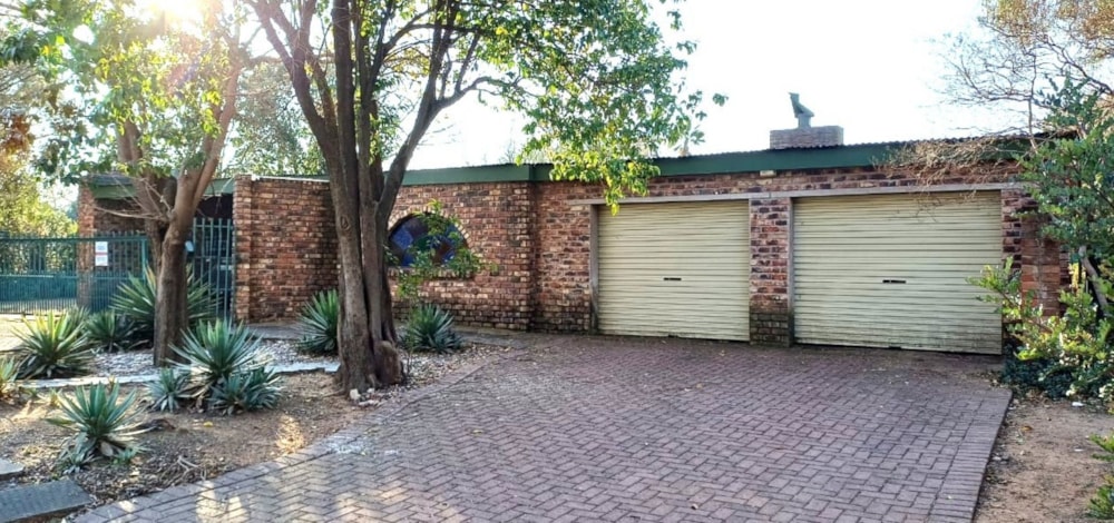 House for sale in Universitas - 1BX1709378