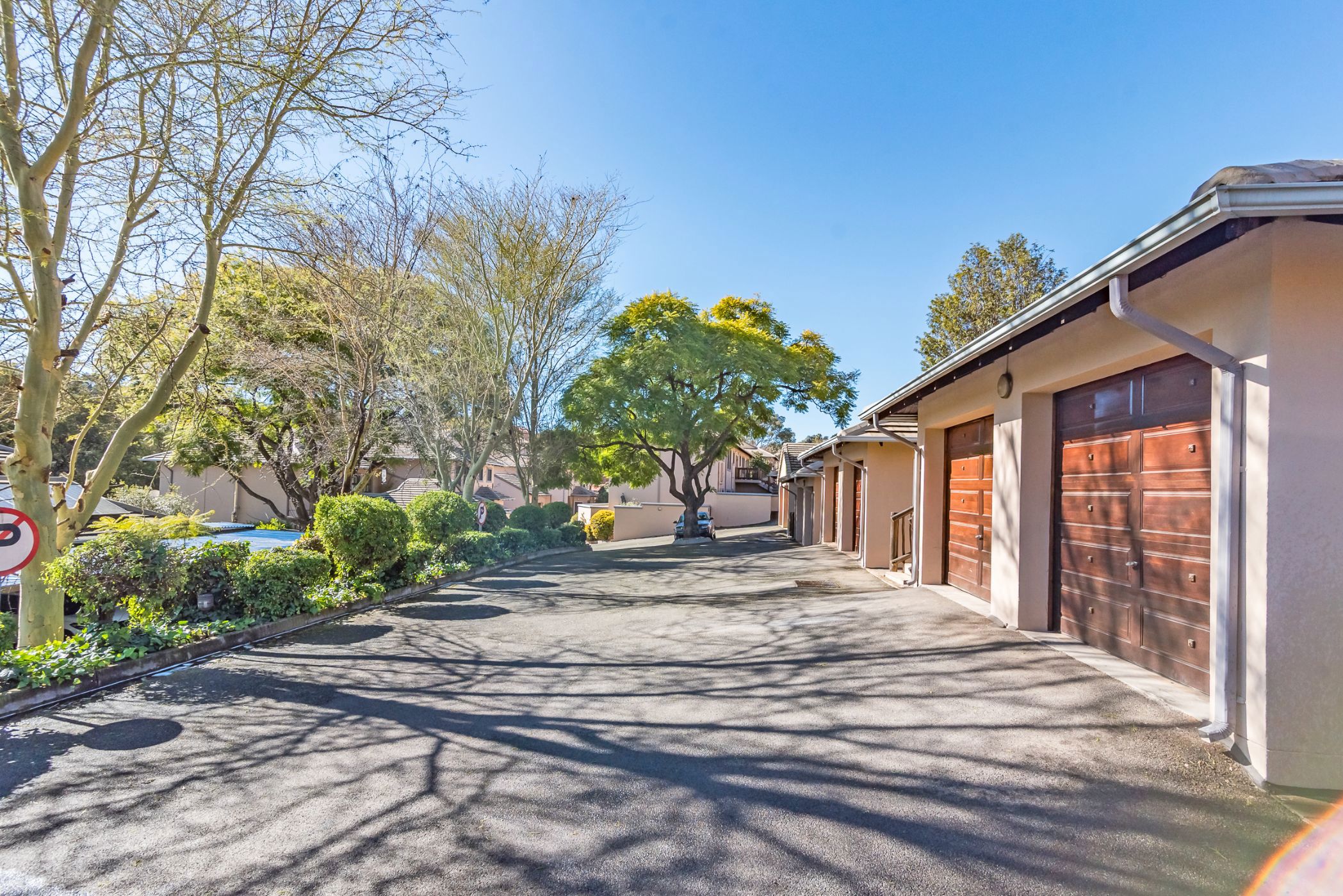 Townhouse sold in Chancliff Ridge - 1KR1705807