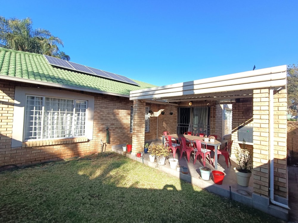 Townhouse for sale in Eldoraigne - CN1707199 Townhouse for sale in Eldoraigne - CN1707199