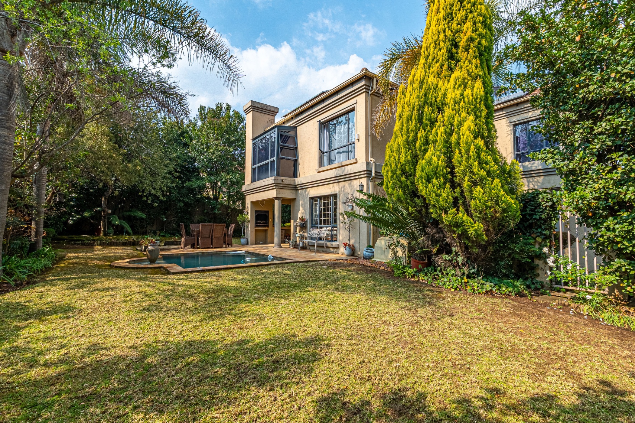 Double-storey house for sale in Douglasdale - FW1708587