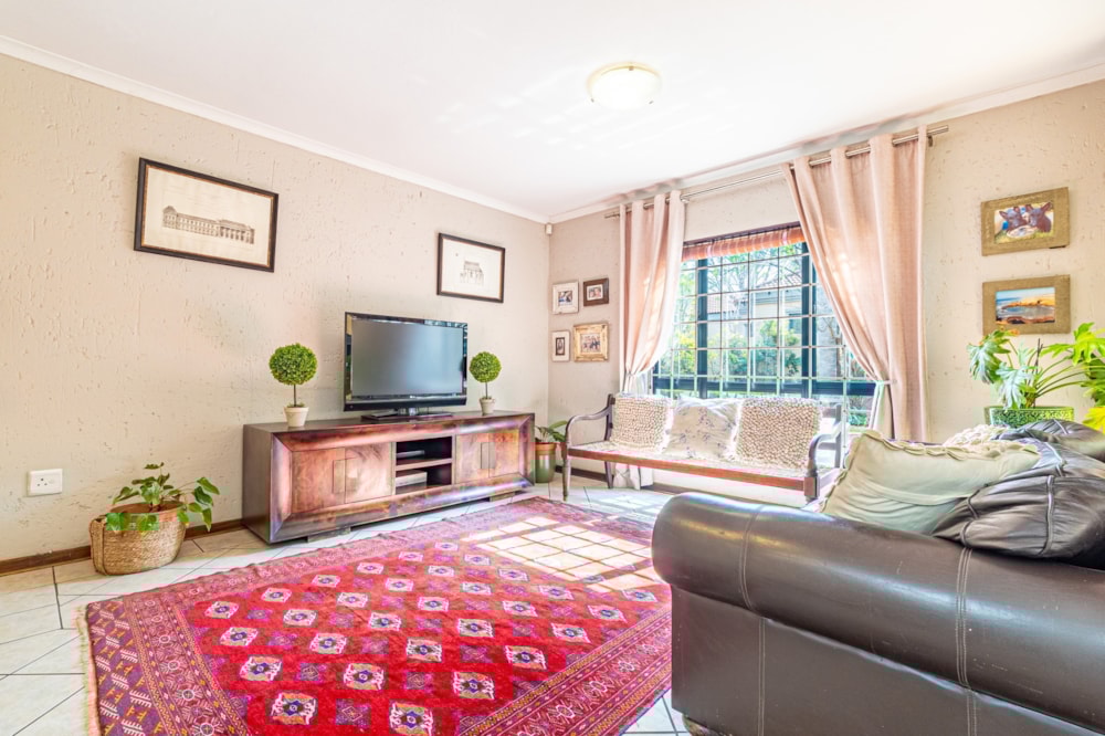 Double-storey house for sale in Douglasdale - FW1708587 Double-storey house for sale in Douglasdale - FW1708587