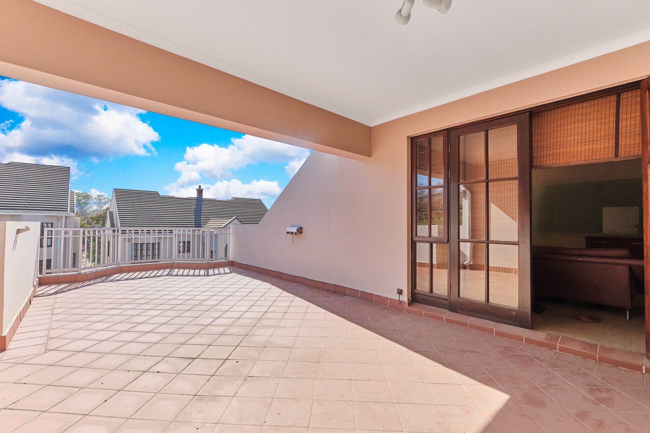 Double-storey apartment for sale in Rivonia - HP1708917