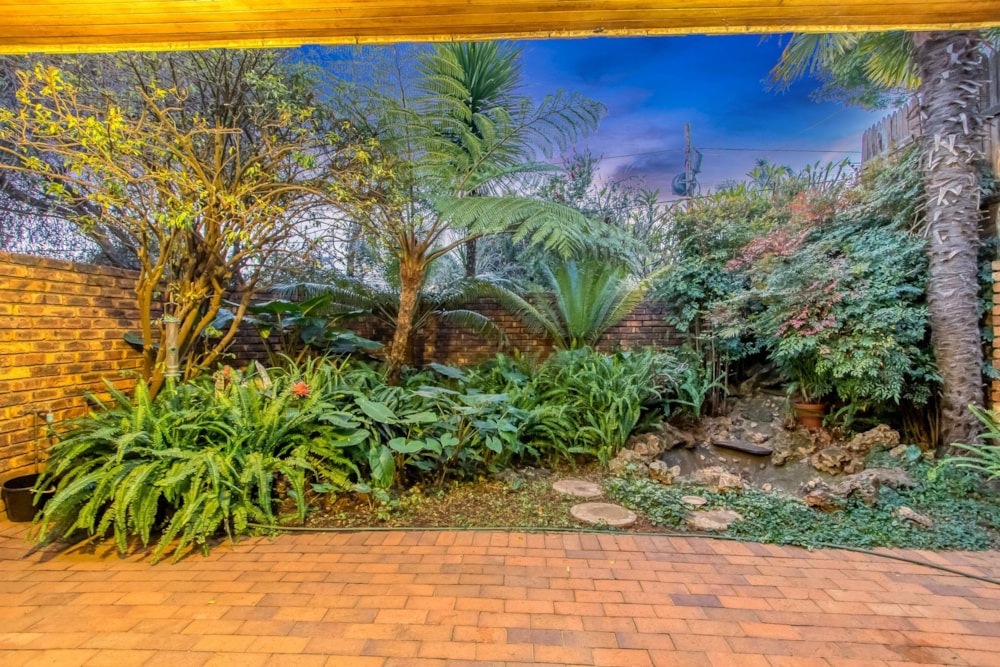 Double-storey house for sale in Norwood, Johannesburg - HP1702987 Double-storey house for sale in Norwood, Johannesburg - HP1702987