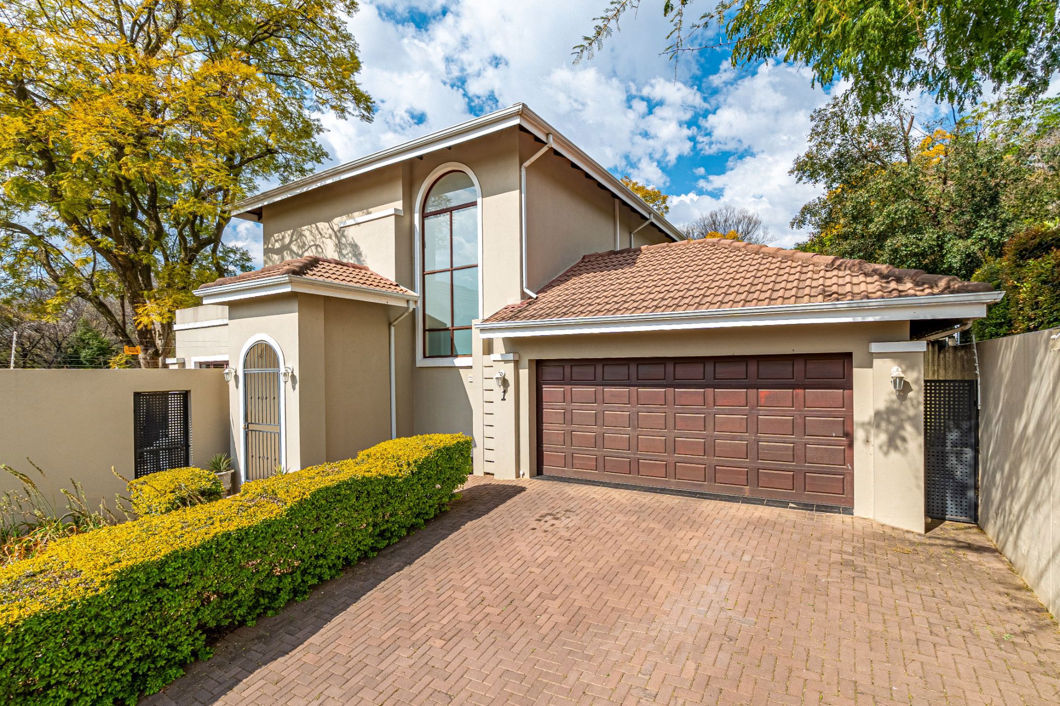 Cluster for sale in Bryanston - HP1708203