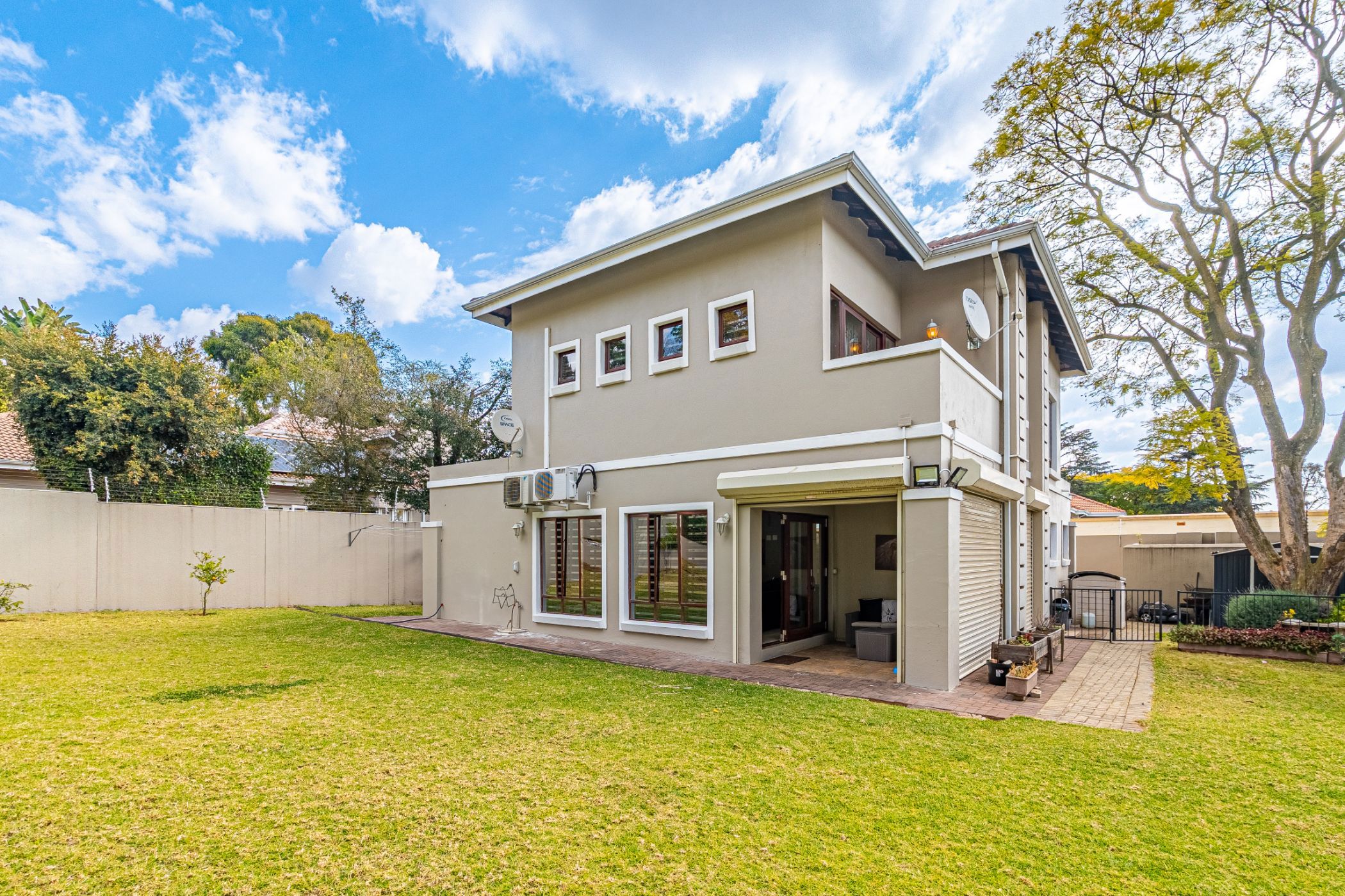 Cluster for sale in Bryanston - HP1708203