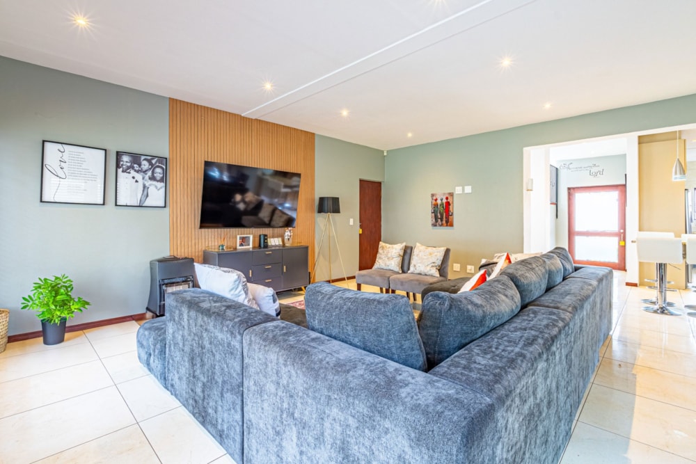 Cluster for sale in Bryanston - HP1708203