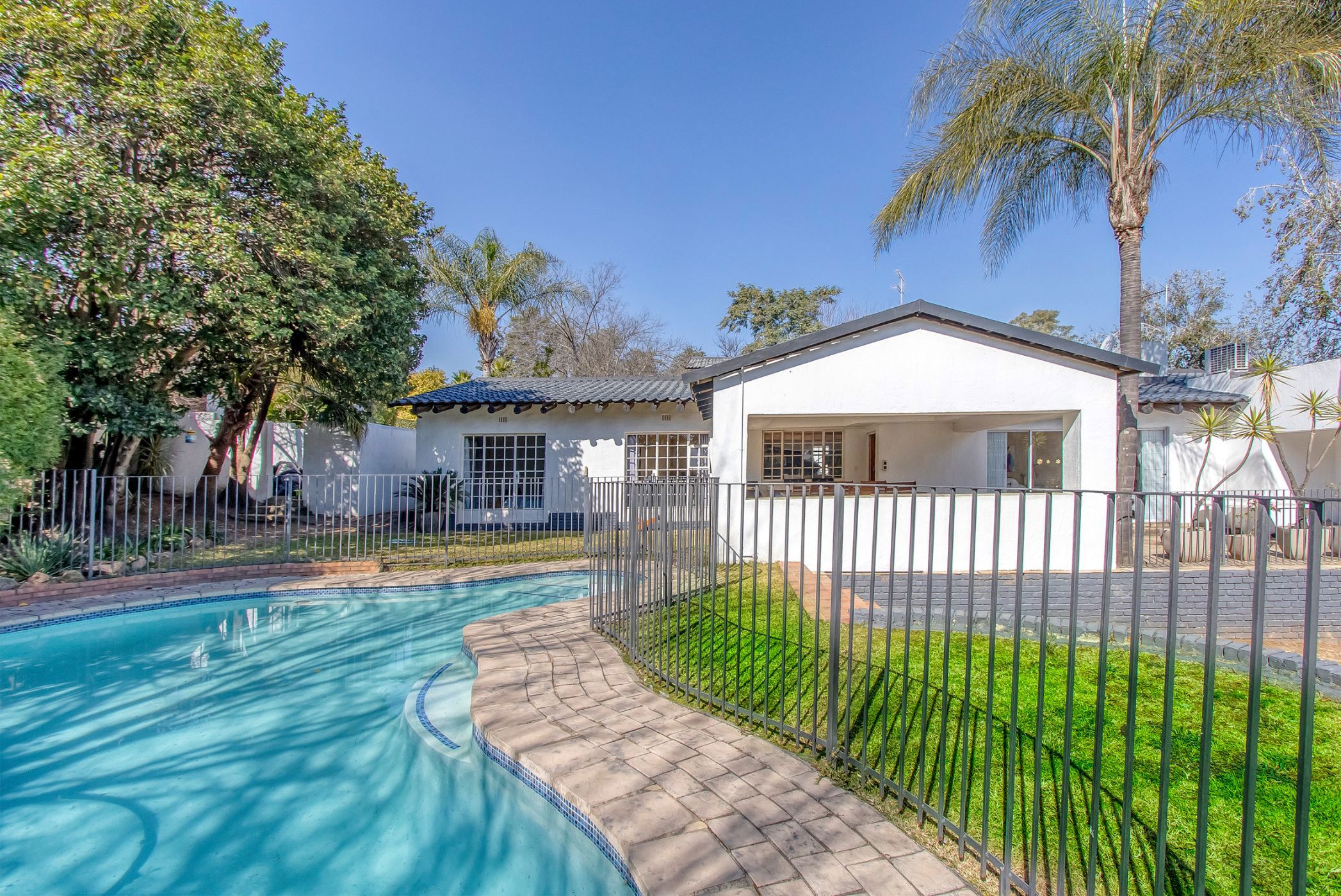 House for sale in Bryanston - HP1705636