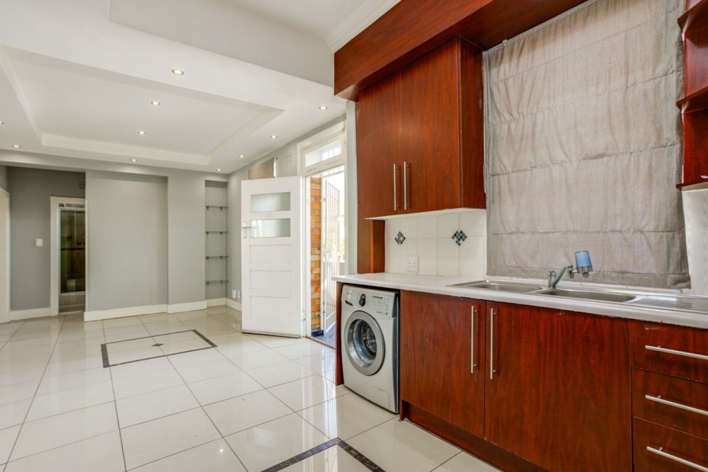 Apartment for sale in Killarney - HP1709546 Apartment for sale in Killarney - HP1709546