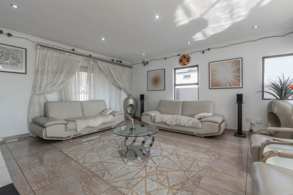 Security complex home for sale in La Como Lifestyle Estate - BOK1709176 Security complex home for sale in La Como Lifestyle Estate - BOK1709176