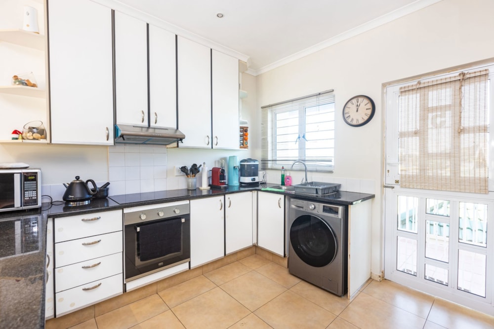 Apartment for sale in Mount Edgecombe - 1MT1707431 Apartment for sale in Mount Edgecombe - 1MT1707431