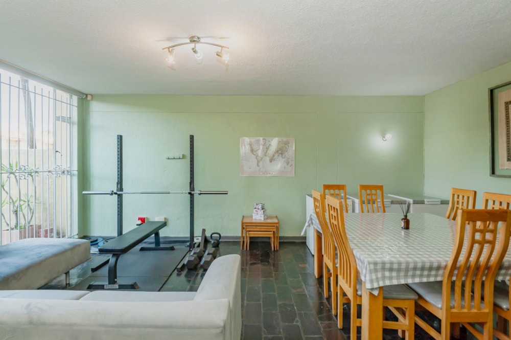 Apartment sold in Blackheath, Randburg - RAN1707251 Apartment sold in Blackheath, Randburg - RAN1707251