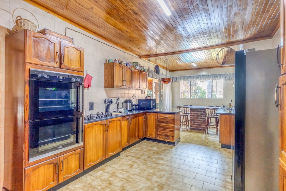 House for sale in Fontainebleau - RAN1708070 House for sale in Fontainebleau - RAN1708070