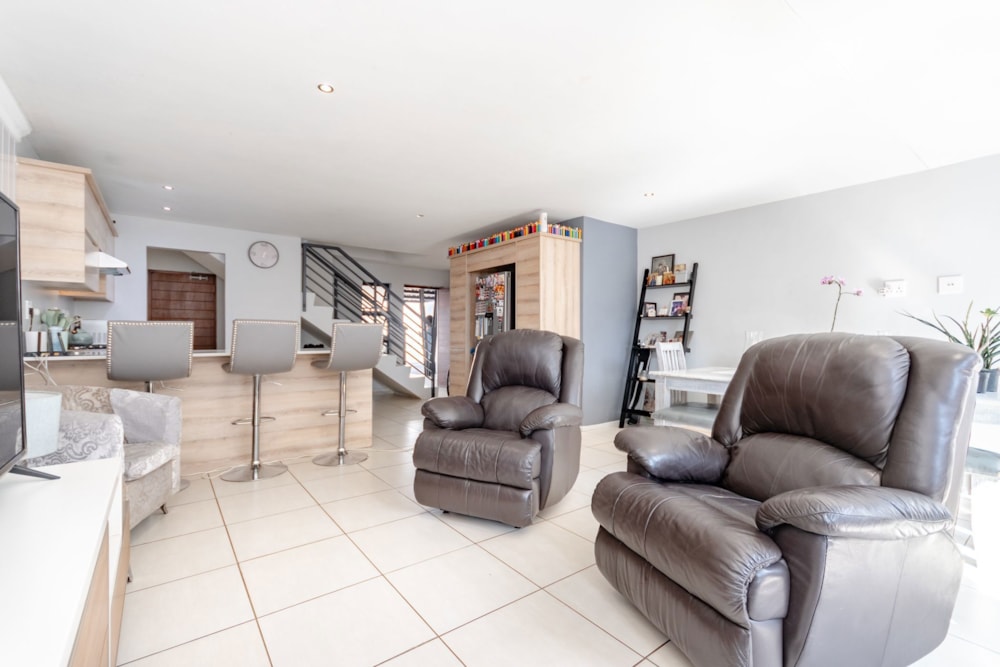 Townhouse for sale in Rynfield - EN1707678 Townhouse for sale in Rynfield - EN1707678