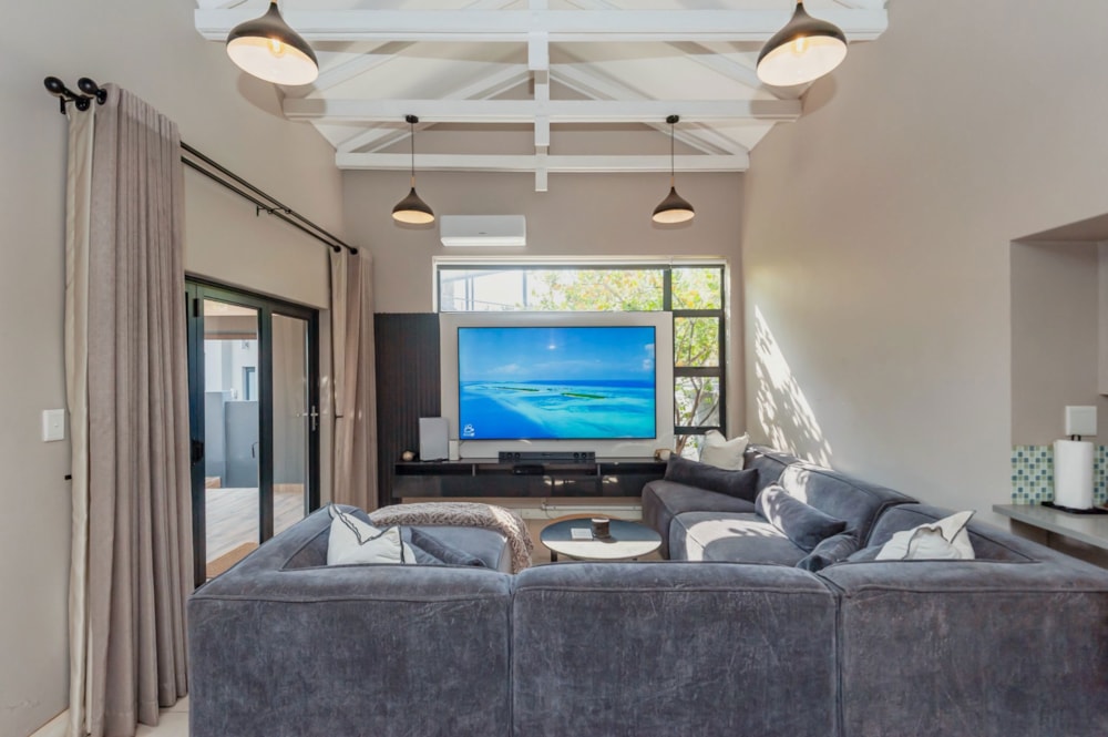 House for sale in Copperleaf - 1CU1707207