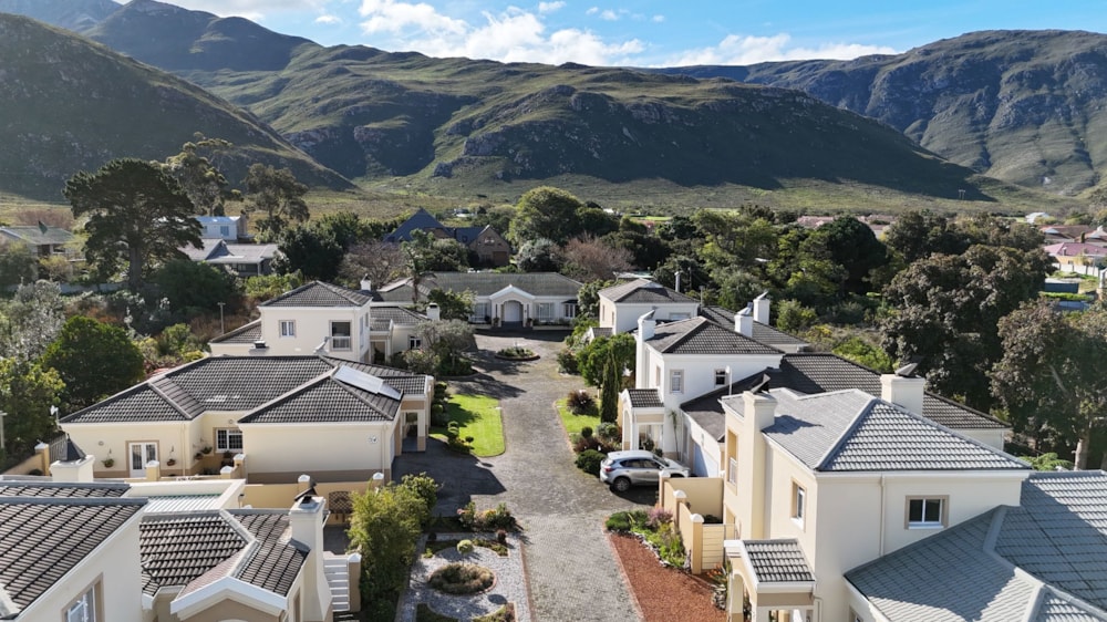 Cluster for sale in Kleinmond - KN1684386 Cluster for sale in Kleinmond - KN1684386