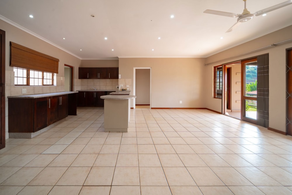 House for sale in Seaward Estates - 1BD1711502