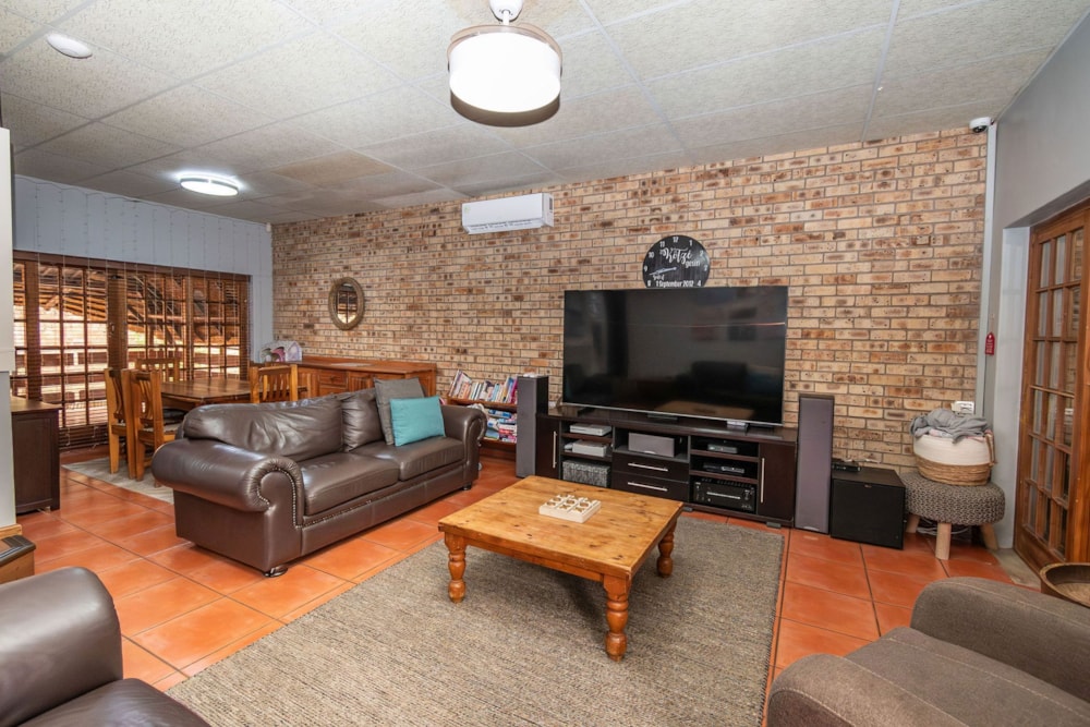 House for sale in Pentagon Park - 1BX1712796 House for sale in Pentagon Park - 1BX1712796