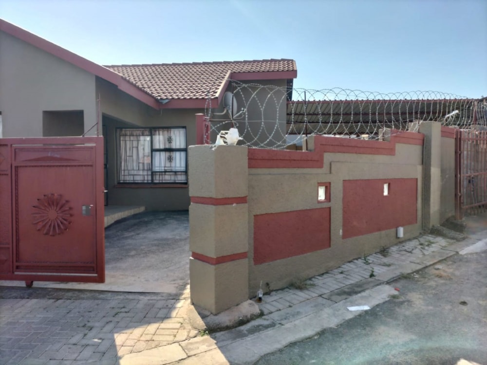 House for sale in Kamagugu - 1NS1710853 House for sale in Kamagugu - 1NS1710853