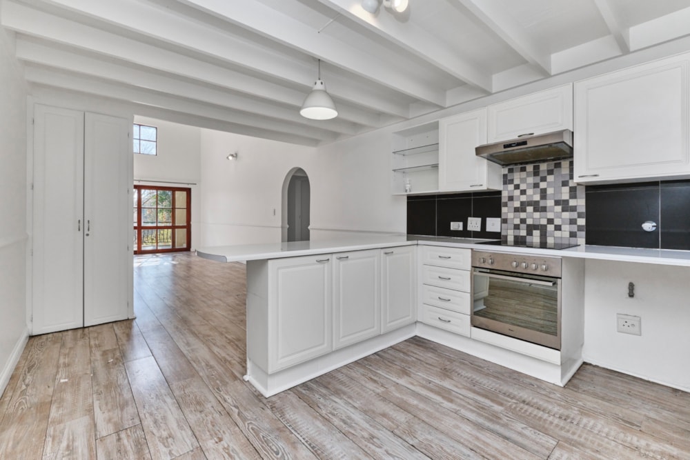 Apartment for sale in River Club, Sandton - HP1711412