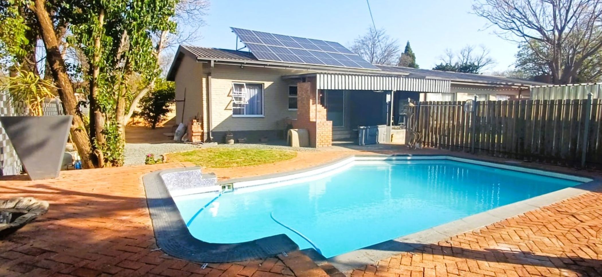 House for sale in Universitas - 1BX1712831