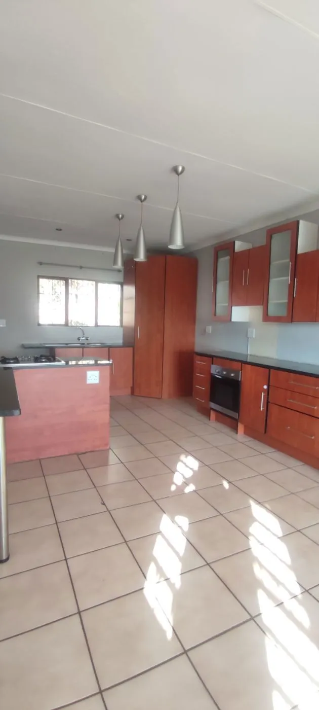 House for sale in Stonehenge - 1NS1711921