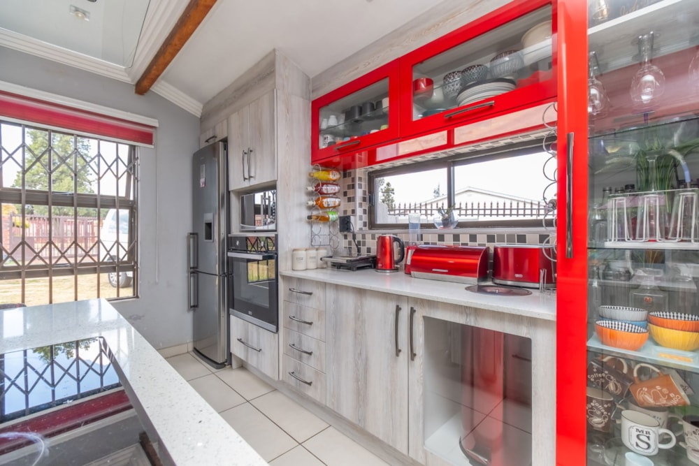 House for sale in Witpoortjie - RAN1711738 House for sale in Witpoortjie - RAN1711738