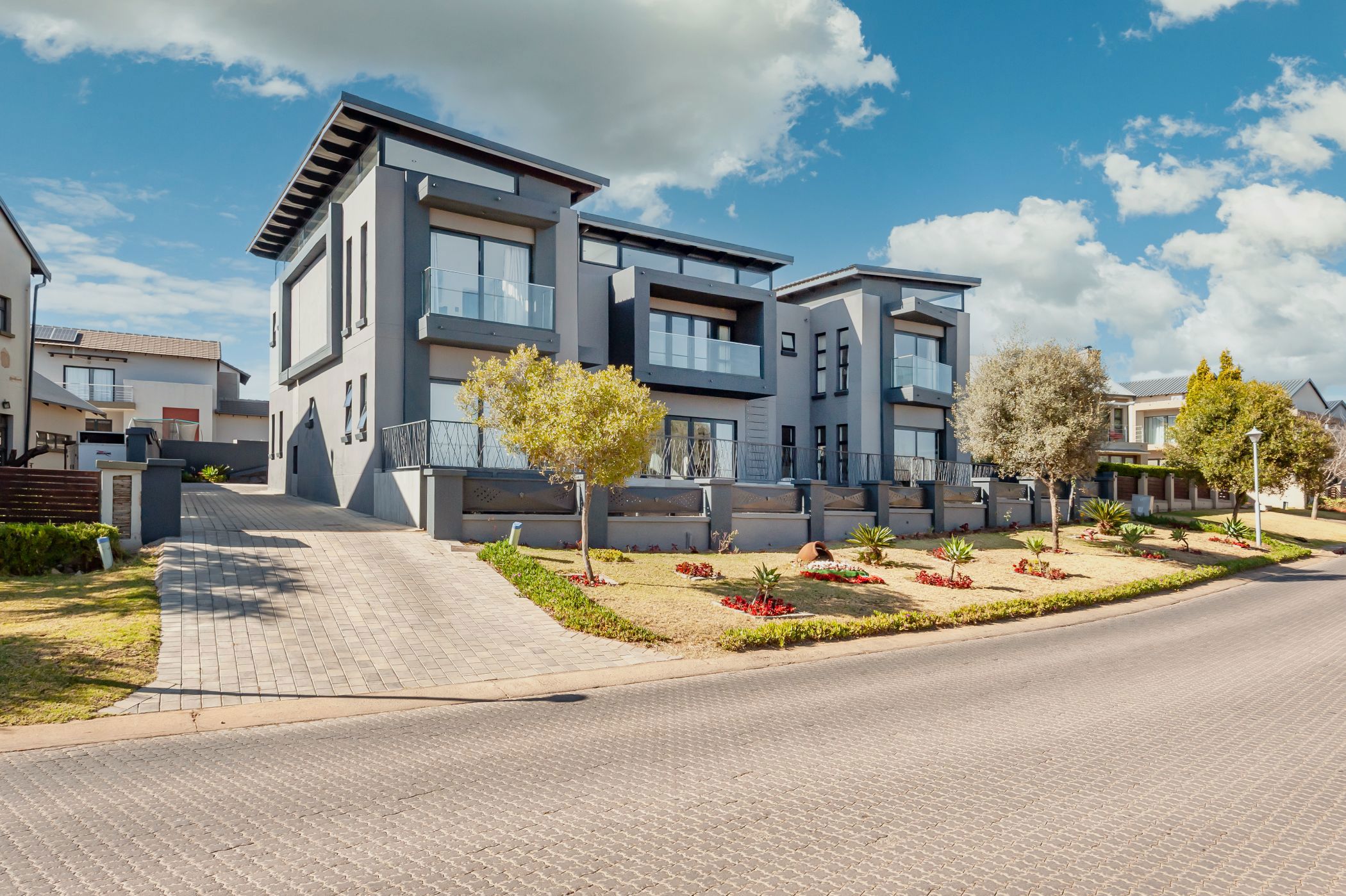 Double-storey house let in Copperleaf - 1CU1710038