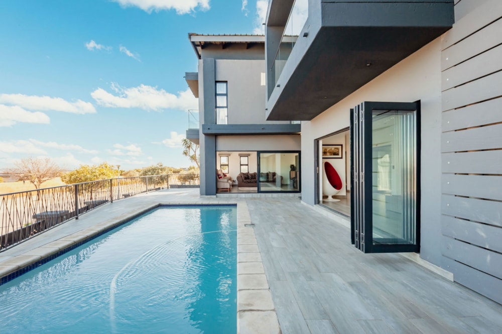 Double-storey house let in Copperleaf - 1CU1710038