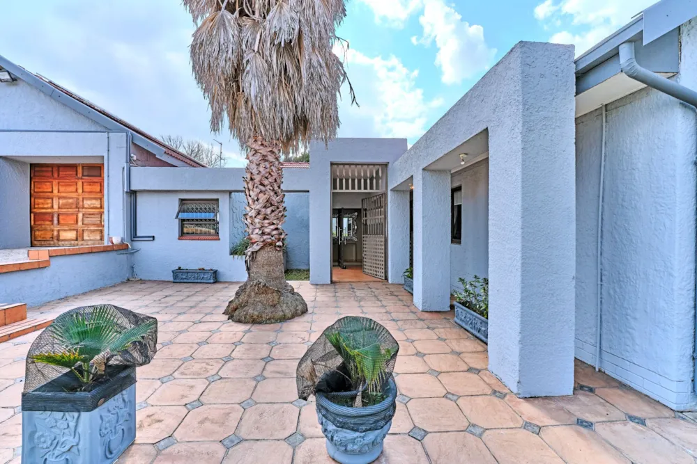House sold in Bryanston - HP1709986 House sold in Bryanston - HP1709986