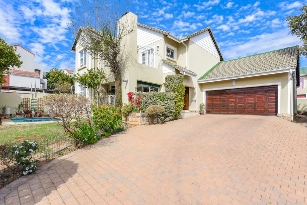 Double-storey cluster for sale in Craigavon - FW1712491