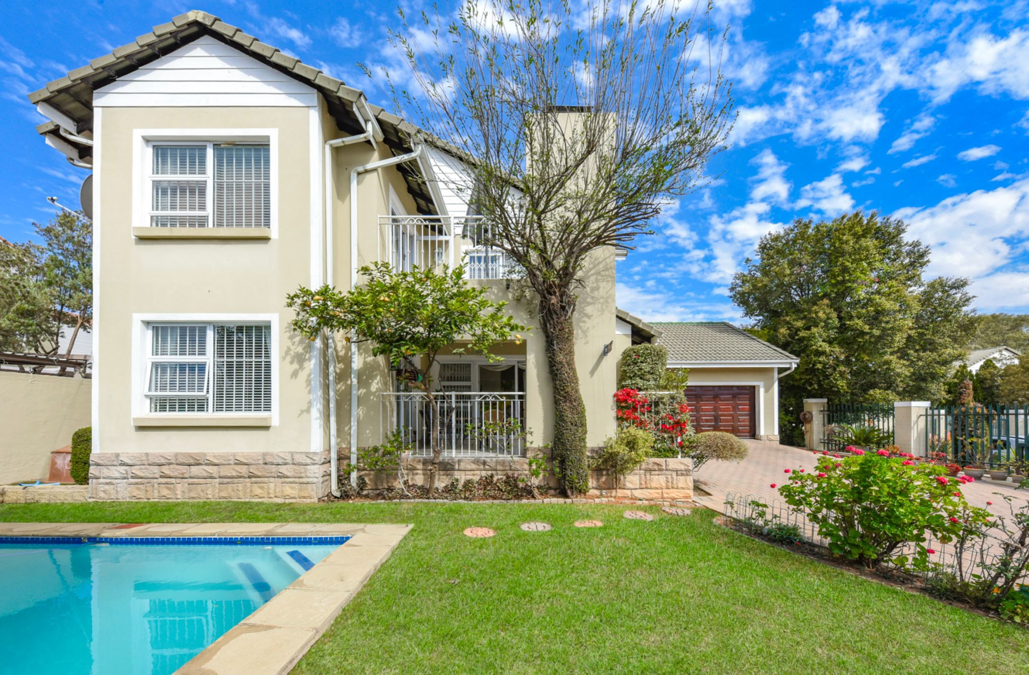 Double-storey cluster for sale in Craigavon - FW1712491